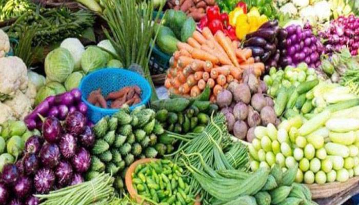 ضلعی انتظامیہ کا نیا کارنامہ ، سستی سبزی فروخت کرنے پر دکاندار کو گرفتار کر لیا