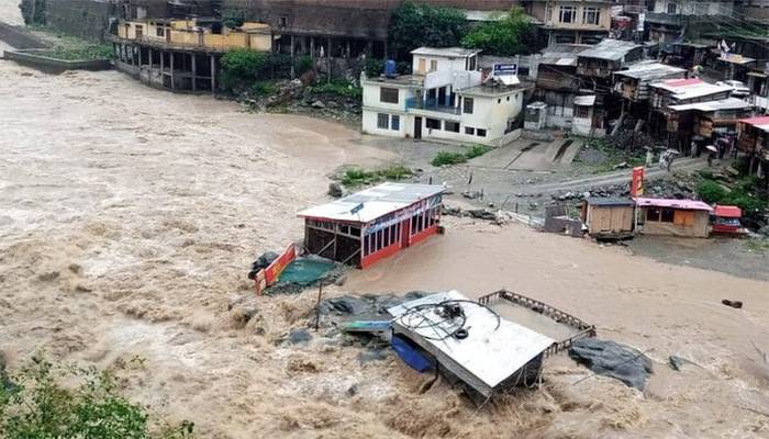 چمن: سیلاب کے باعث کیچ کور ندی کا حفاظتی بند ٹوٹ گیا