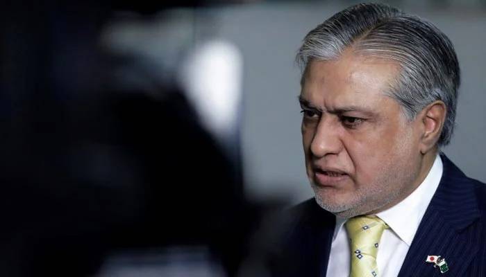 ISHAQ DAR IN NEW DIFFICULT