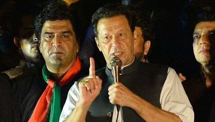 عمران خان،خاتون جج ،معافی مانگنے سے انکار، بڑی پیشکش 