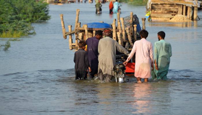 سیلاب سے متاثرہ علاقے قیامت کا منظرپیش کرنے لگےہیں۔