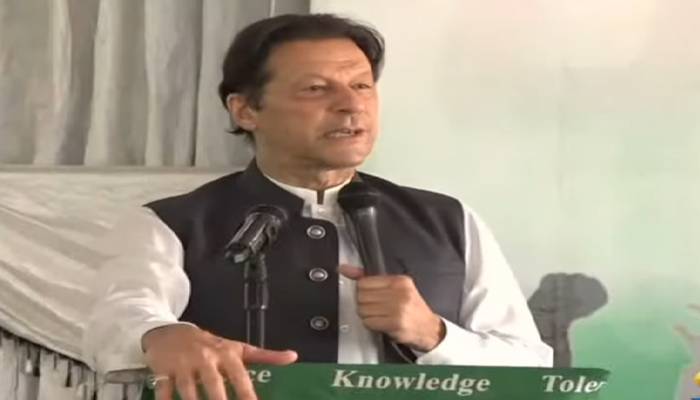 کیسز معاف کروانے ہیں تو پھر جیلیں کھول دیں: عمران خان