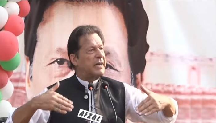 ملک کو لوٹا جا رہا ہو تو کیا محافظ کہہ سکتا ہے میں نیوٹرل ہوں؟ عمران خان