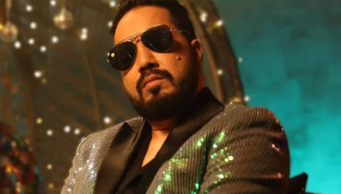 Singer Mika Singh bought the island