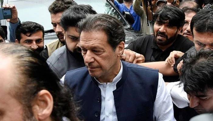 بیان حلفی جمع،عمران خان نےغیر مشروط معافی نہیں مانگی