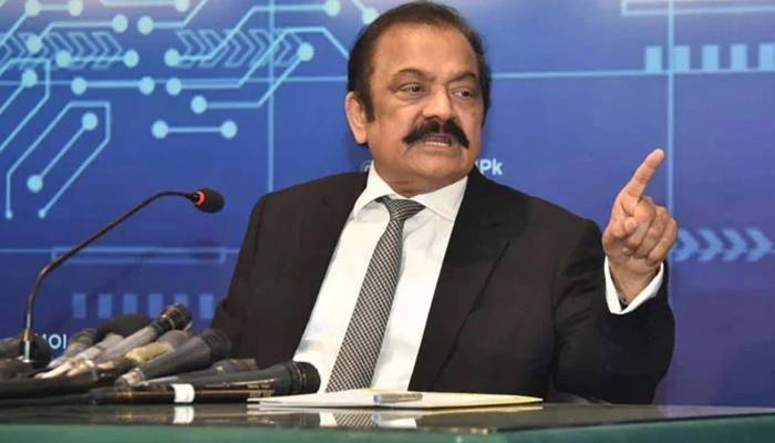 Woman Journalist Pushed, Rana Sanaullah Opens New Pandora's Box