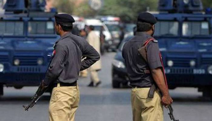 Police action in Karachi: Fake brigadier arrested