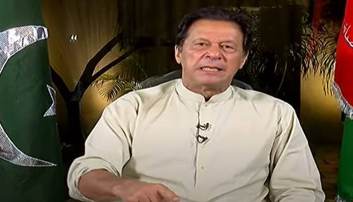 عمران خان کا چیف جسٹس سے ایکشن لینے کا مطالبہ