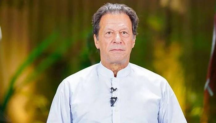 آرمی چیف کی تقرری پر حکومتی حلقے دست وگریباں ہیں، عمران خان