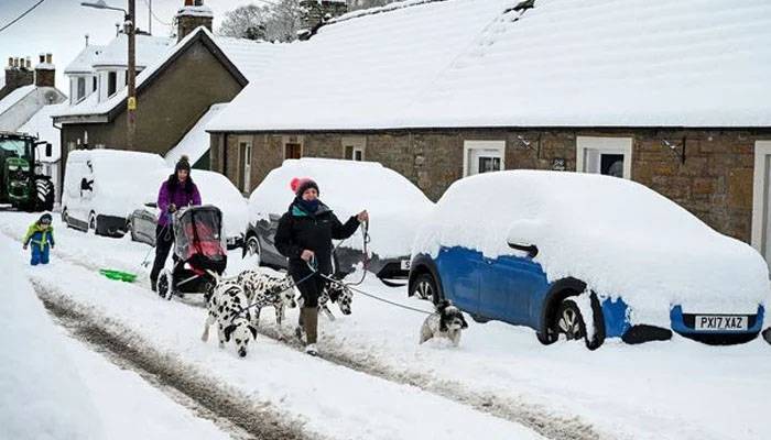 برطانیہ: آج سے شدید برفباری کی پیشگوئی