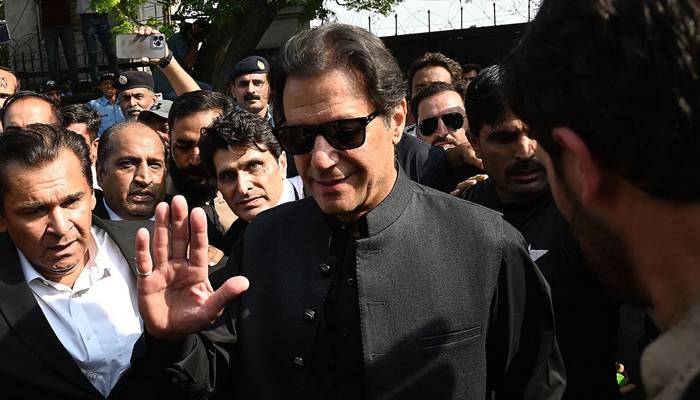 عمران خان کے خلاف فوجداری کارروائی کی درخواست پر فیصلہ محفوظ