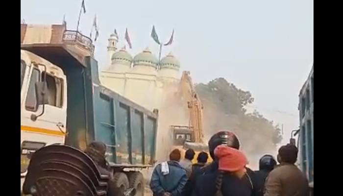 SURI ERA MOSQUE DEMOLISHED IN INDIA