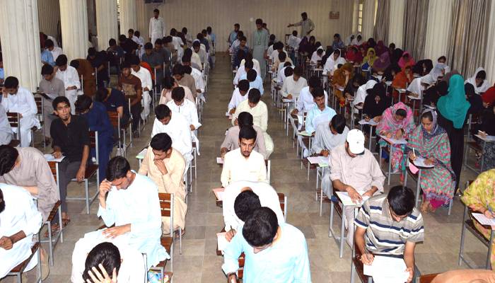 جامعہ کراچی کے انٹری ٹیسٹ میں 71 فیصد طلبا فیل 