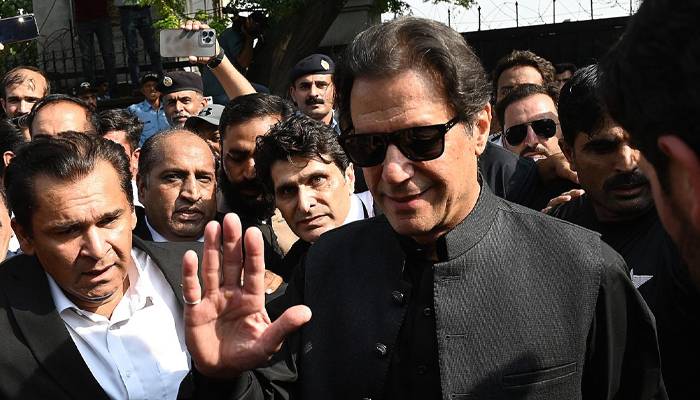 جج کو دھمکی دینے کا کیس،عمران خان کی حاضری سے استثنیٰ کی درخواست منظور  