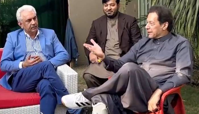 آصف زرداری کیخلاف اپنے بیان پرقائم ہوں،عمران خان