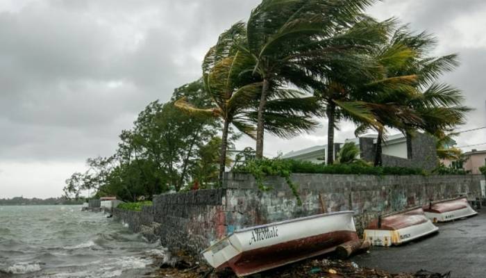 cyclone freddy in mauratius