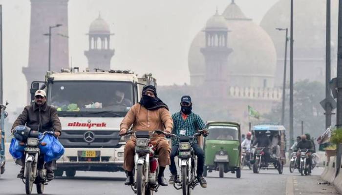  لاہور میں آج ائیر کوالٹی انڈیکس 147 ریکارڈ کیا گیا