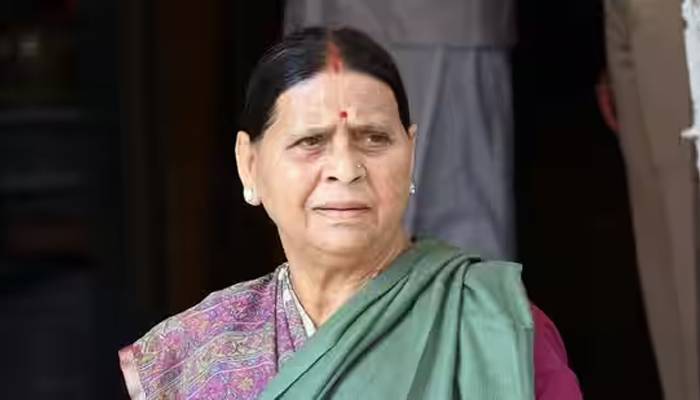 cbi raided on rabri devi residence in patna