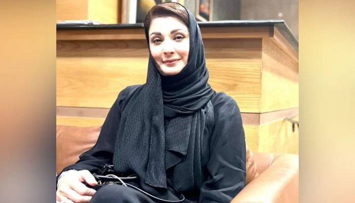 مریم نواز عمرہ ادائیگی کیلئے فیملی کے ہمراہ سعودی عرب روانہ