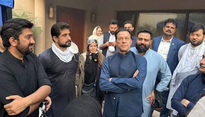 جلاؤگھیراؤ اور توڑپھوڑ کیس: عمران خان جے آئی ٹی کے سامنے تیسری بار طلب