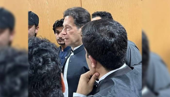 حکومت ستمبر اکتوبر میں الیکشن کی بات کرے تو مذاکرات کی ضرورت نہیں:عمران خان