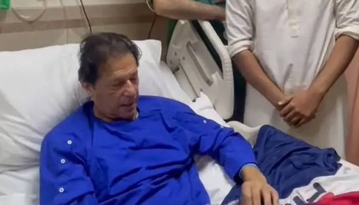 عمران خان طبی معائنہ کیلئے شوکت خانم ہسپتال پہنچ گئے