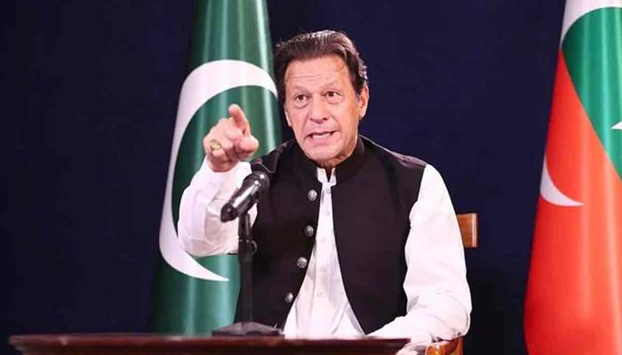 عمران خان نےپارٹی چھوڑنےوالےارکان کی بنیادی رکنیت ختم کر دی