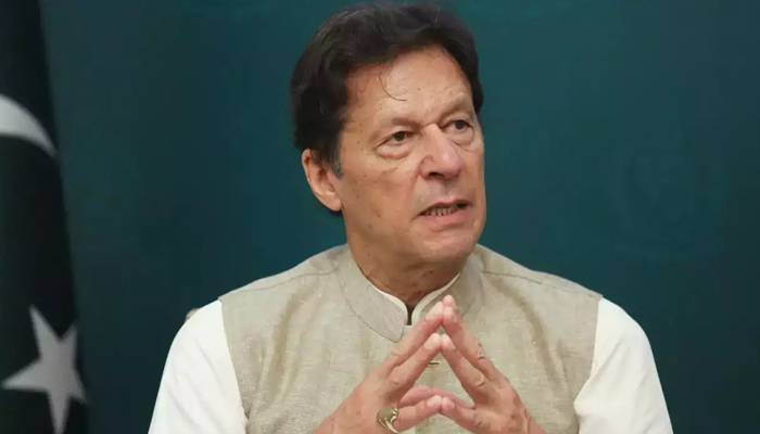 عمران خان کامیڈیکل رپورٹ تیارکرنیوالےڈاکٹرز کو بھی 10 ارب ہرجانےکانوٹس