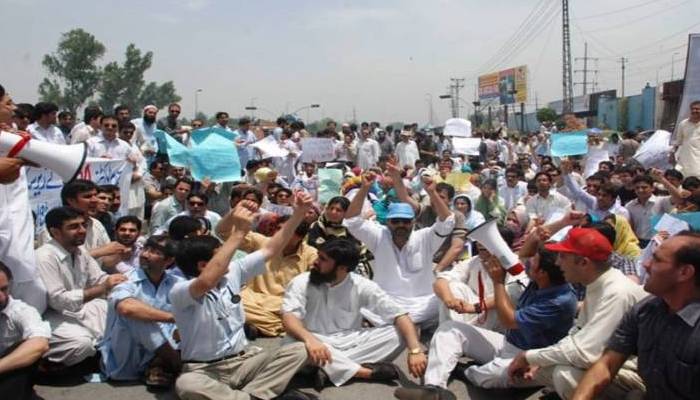 پنجاب بھر کےہسپتالوں میں ڈاکٹرز کااحتجاج تیسرے روز بھی جاری، مریض پریشان