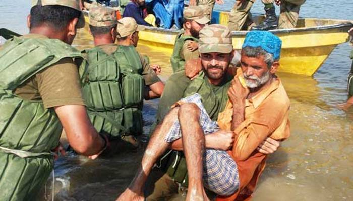 سمندری طوفان سے متاثرہ علاقوں میں پاک فوج کی موجودگی پر عوام کا اظہاراطمینان