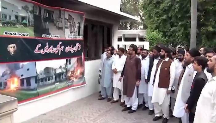 علماء کرام کا جناح ہاؤس لاہور کا دورہ، پاک فوج سے اظہار یکجہتی 