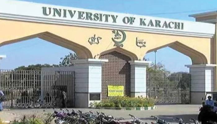 جامعہ کراچی میں کلاسز بحال، اساتذہ کا ہڑتال ختم کرنے کا اعلان