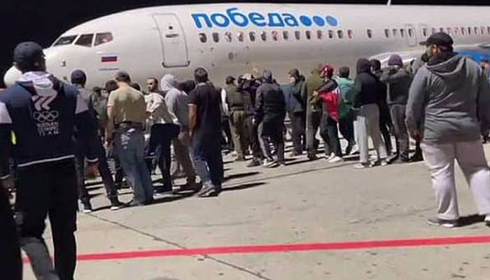 chaos in daghestan airport