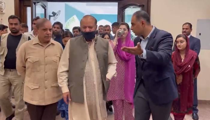 شہبازشریف کو اس وقت پاکستان ملا جب عملاً دیوالیہ ہوچکا تھا، نوازشریف