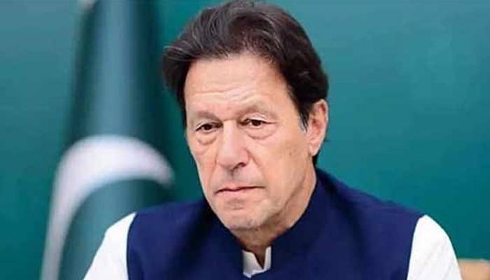 توشہ خانہ، 190 ملین پاؤنڈ کیس: عمران خان کے وارنٹ گرفتاری جاری