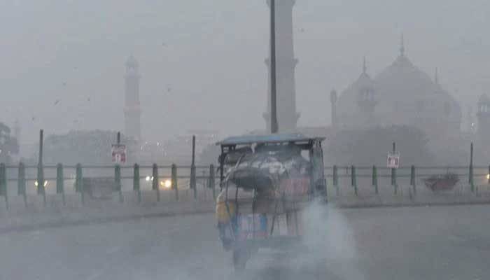 سموگ کا راج برقرار، فضائی آلودگی میں لاہور کابدستور دوسرا نمبر