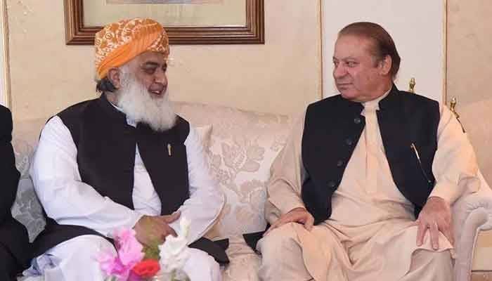 نوازشریف کی مولانافضل الرحمان کی رہائشگاہ آمد، امیر منتخب ہونے پر مبارکباد