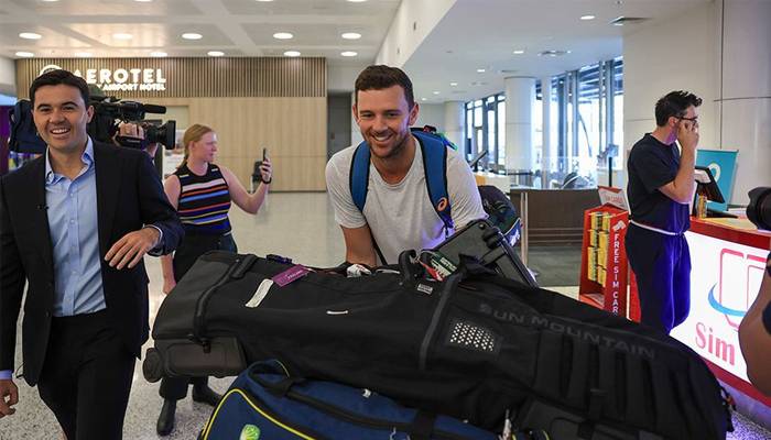 ورلڈکپ فاتح:کپتان پیٹ کمنز اور دیگر کھلاڑی واپس آسٹریلیا پہنچ گئے