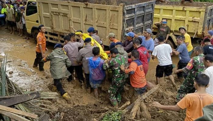 انڈونیشیا میں بارشوں نے تباہی مچا دی،19افراد ہلاک،مکانات تباہ