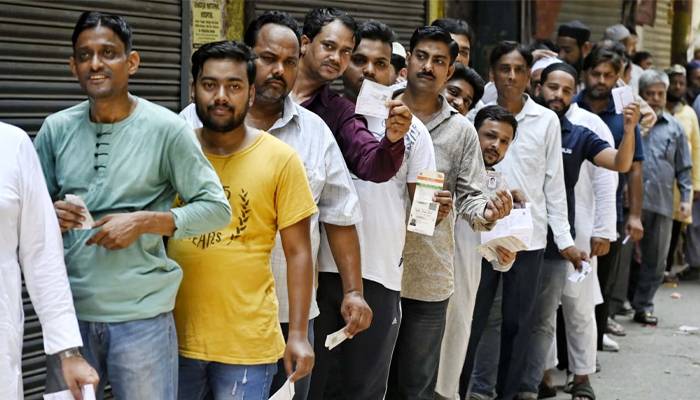 بھارت: انتخابات کے چھٹے مرحلے میں 7 ریاستوں میں پولنگ کا وقت ختم