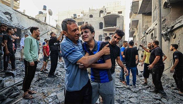 اسرائیلی فورسز کی شمالی غزہ میں گھر پر بمباری،بچوں سمیت 14افراد شہید