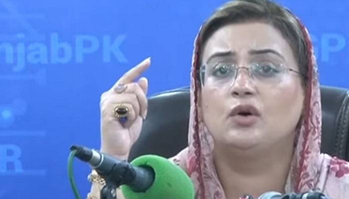  مریم نواز چھٹی والے دن بھی کام کرتی ہیں:عظمیٰ بخاری