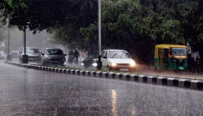 لاہور سمیت مختلف اضلاع میں موسلادھار بارش، نشیبی علاقے زیر آب