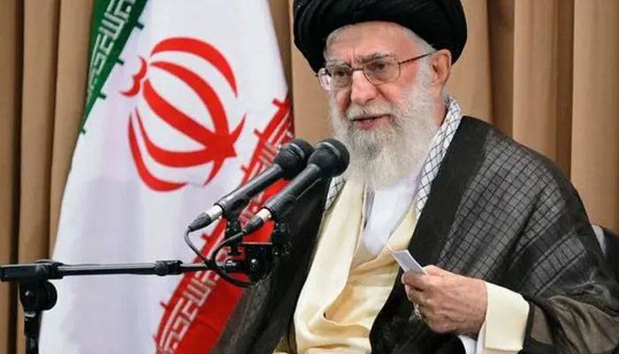 مسلمانوں پر کیے جانےوالےظلم پرعالمی برادری خاموش تماشائی ہے: آیت اللہ علی خامنہ ای