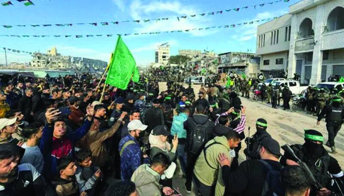 جنگ بندی معاہدہ، ہزاروں بے گھر فلسطینی کھنڈر بنے گھروں کو لوٹنے لگے