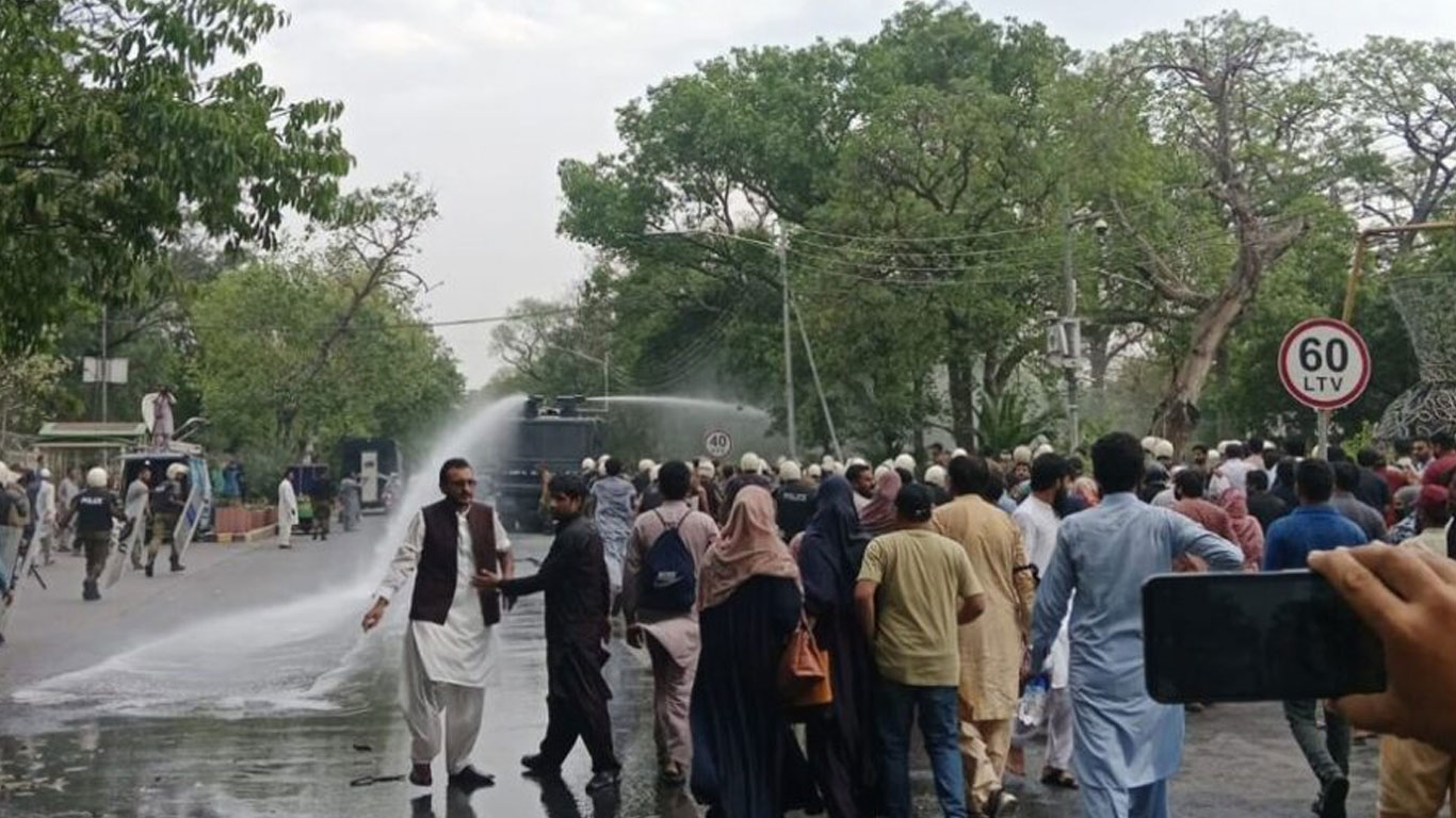 Healthcare workers Lahore Mall Road Protest